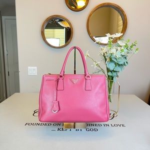 Prada Medium Saffiano Lux Pink Totes Satchel